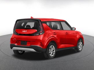 Used 2024 Kia Soul LX w/ Option Group 015 FWD video 2