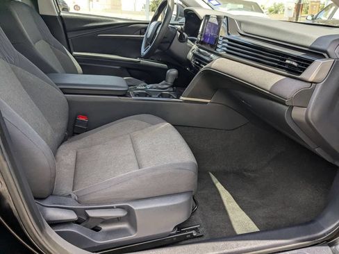 Used 2025 Toyota Camry LE FWD image 27