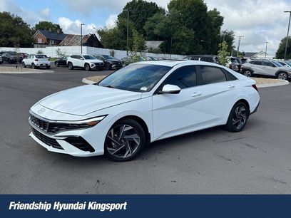 Used 2025 Hyundai Elantra Limited