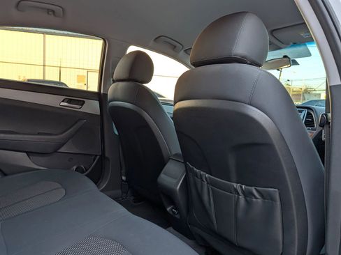 Used 2019 Hyundai Sonata SE image 28