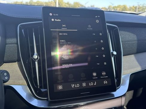 New 2026 Volvo XC90 B5 Plus w/ Protection Package AWD/4WD image 13
