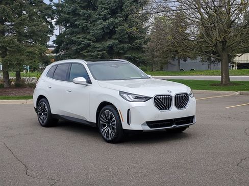 New 2026 BMW X3 xDrive30 w/ Premium Package AWD/4WD image 4