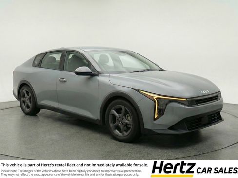 Used 2025 Kia K4 FWD image 1