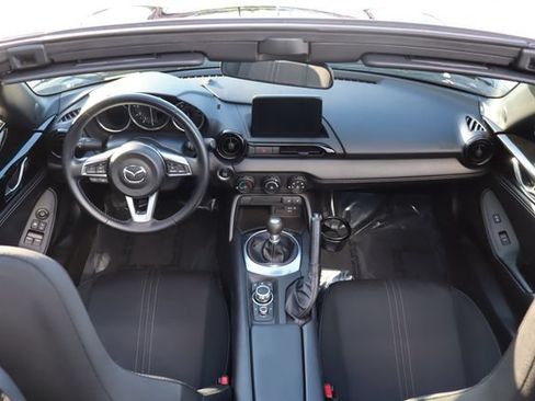Used 2023 MAZDA MX-5 Miata Club RWD image 35