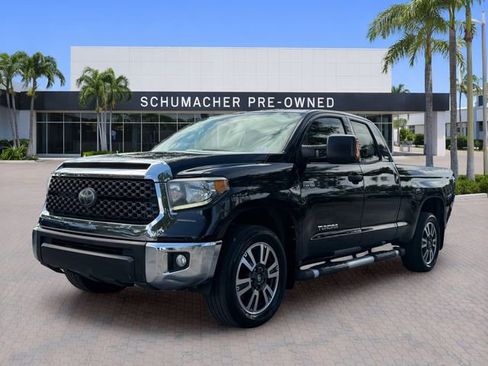 Used 2020 Toyota Tundra SR5 w/ SR5 Upgrade Package RWD image 3