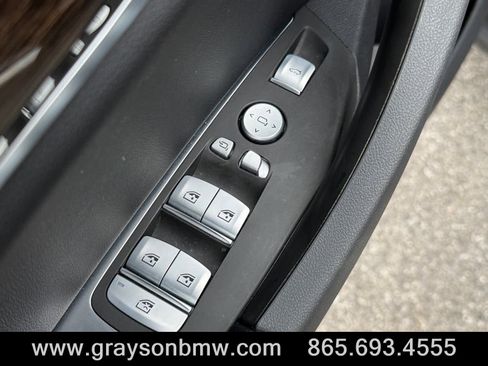 Used 2025 BMW X4 xDrive30i AWD/4WD image 15