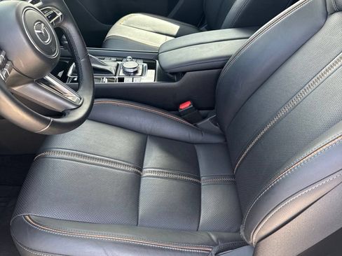 Certified 2025 MAZDA CX-50 2.5 Hybrid w/ Premium Plus Pkg AWD/4WD image 18