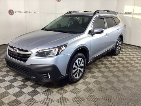 Used 2020 Subaru Outback Premium image 1
