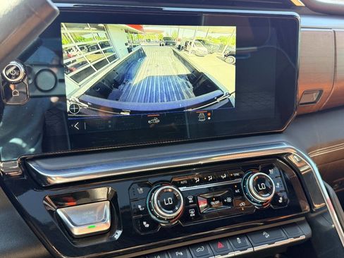 Used 2024 GMC Sierra 3500 Denali Ultimate image 31