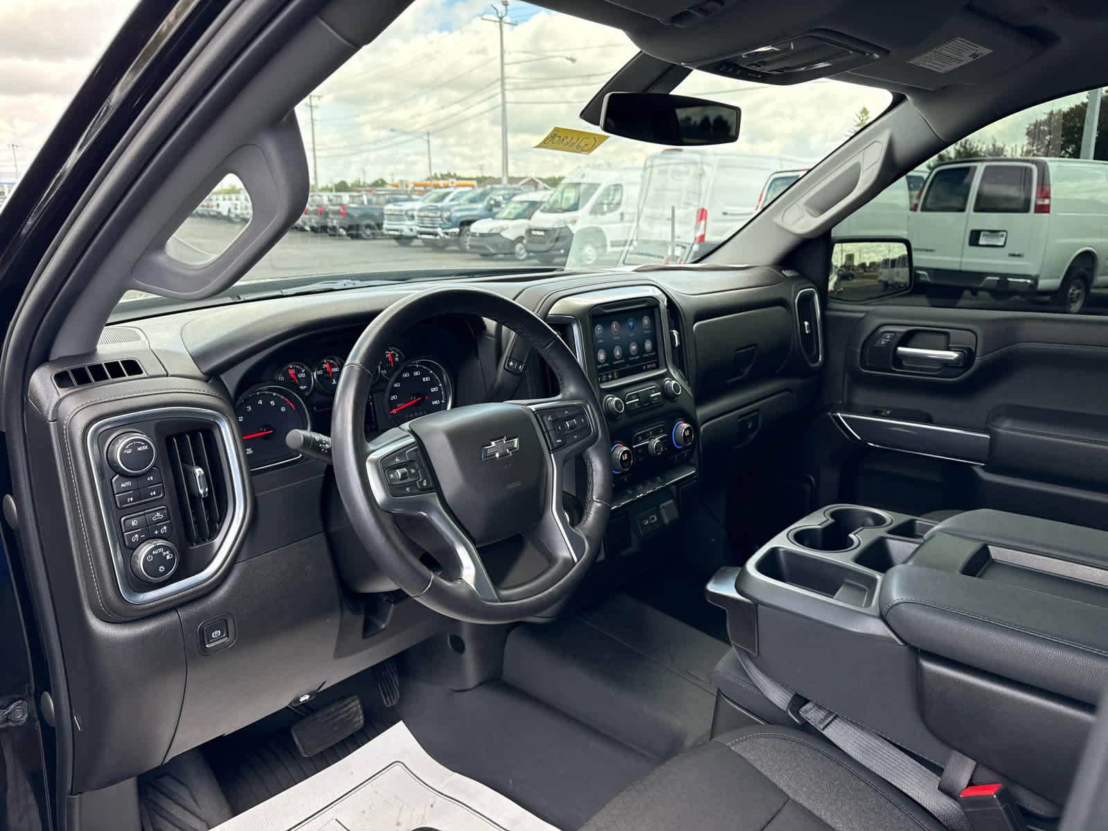 Certified 2022 Chevrolet Silverado 1500 RST AWD/4WD image 13