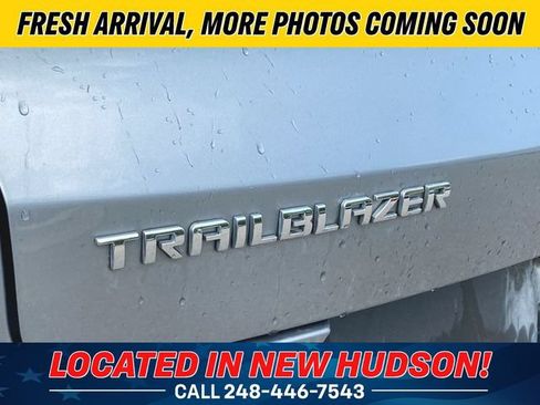 Used 2023 Chevrolet TrailBlazer LT w/ Convenience Package FWD image 12