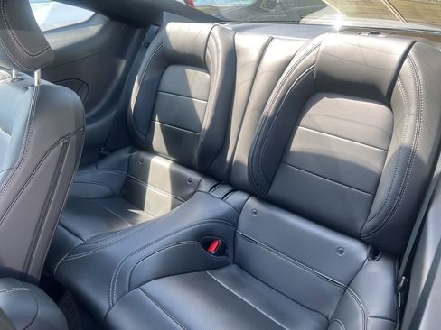Used 2025 Ford Mustang GT Premium RWD image 30