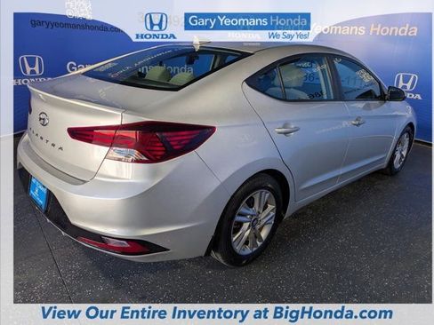 Used 2019 Hyundai Elantra Value Edition w/ Winter Weather Package image 6