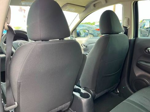 Used 2018 Nissan Versa SV FWD image 13