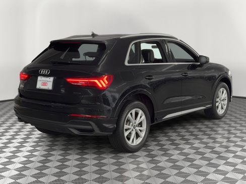 Used 2025 Audi Q3 2.0T Premium w/ Convenience Package AWD/4WD image 9