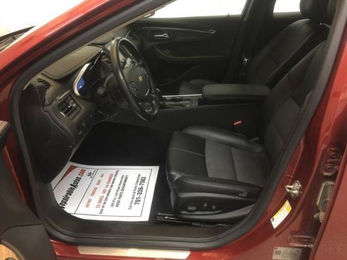 Used 2019 Chevrolet Impala LT w/ LT Convenience Package FWD image 9