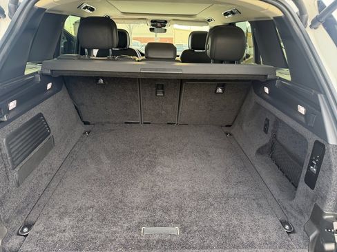 Used 2024 Land Rover Range Rover SE image 14