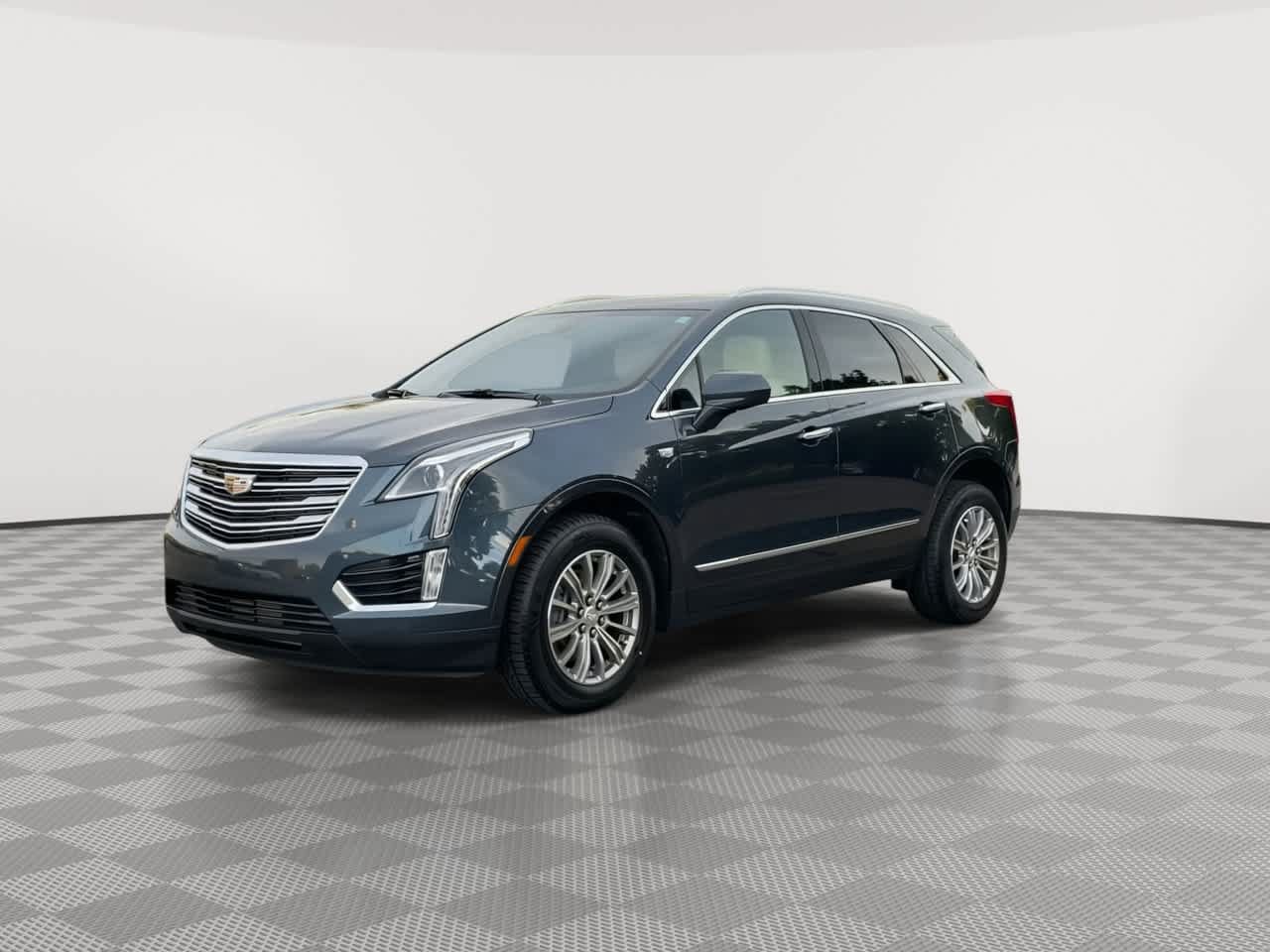 Used 2019 Cadillac XT5 Luxury FWD image 4