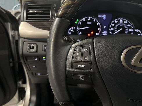 Used 2016 Lexus LS 460 image 14