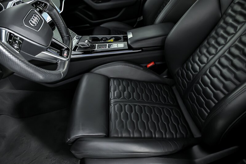 Used 2021 Audi RS 6 AWD/4WD image 16