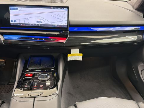 New 2027 BMW M5 w/ Carbon Package AWD/4WD image 22
