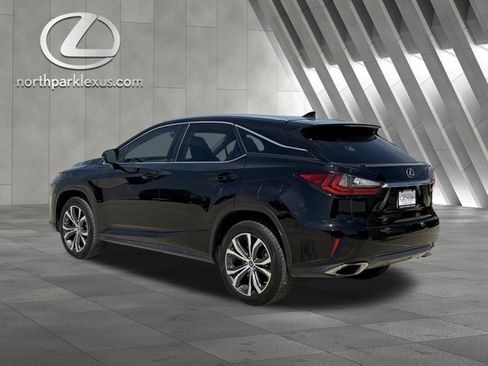 Used 2018 Lexus RX 350 FWD w/ Premium Package image 2