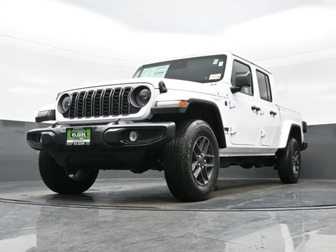 New 2026 Jeep Gladiator Sport AWD/4WD image 14