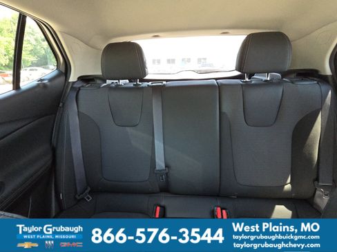 Used 2023 Buick Encore GX Preferred w/ Cold Weather Comfort Package AWD/4WD image 25