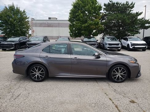 Used 2023 Toyota Camry SE w/ Audio Upgrade Package FWD image 7