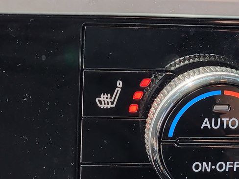 Used 2023 Nissan Pathfinder SL w/ Cargo Package image 27