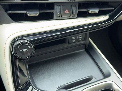 Used 2024 Lexus NX 250 250 NAV,CAM,SUNROOF,HTD STS,BL image 28