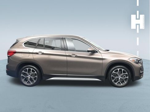 Used 2020 BMW X1 xDrive28i w/ Premium Package AWD/4WD image 3