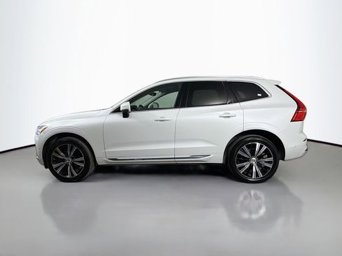 Used 2023 Volvo XC60 B5 Plus w/ Climate Package FWD image 9