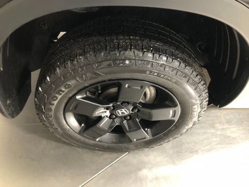 Used 2024 Honda Ridgeline Black Edition image 9