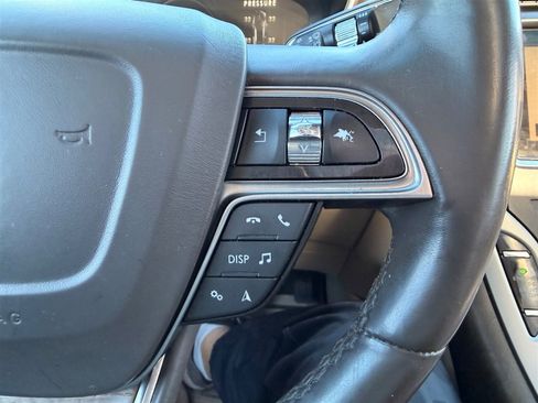 Used 2019 Lincoln Nautilus Reserve image 35