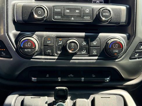 Used 2014 Chevrolet Silverado 1500 LTZ Z71 AWD/4WD image 43