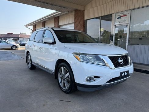 Used 2014 Nissan Pathfinder Platinum w/ Platinum Premium Package AWD/4WD image 3
