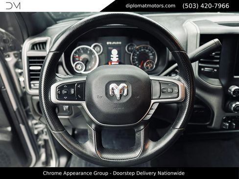 Used 2024 RAM 3500 Tradesman w/ Chrome Appearance Group AWD/4WD image 29