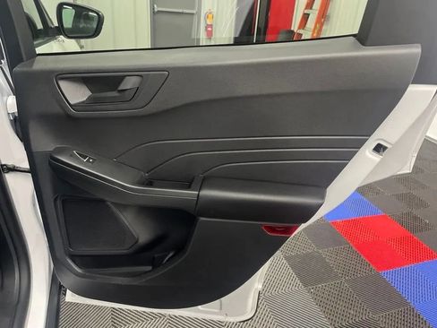 Used 2025 Ford Escape Active FWD image 14