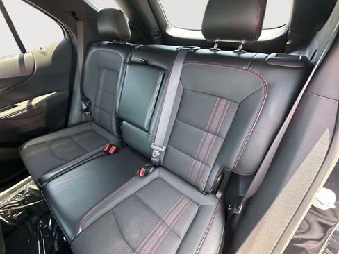 Used 2023 Chevrolet Equinox RS w/ LPO, Floor Liner Package FWD image 30