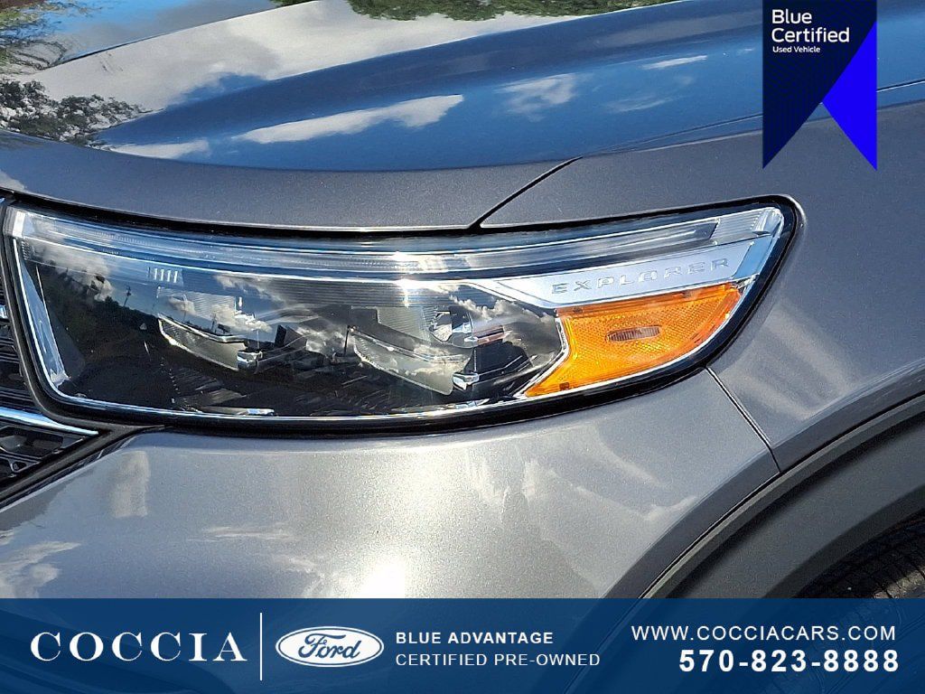 Used 2022 Ford Explorer XLT AWD/4WD image 9