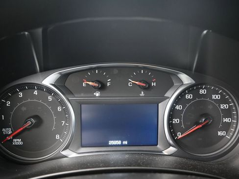 Used 2023 Chevrolet Equinox RS FWD image 11