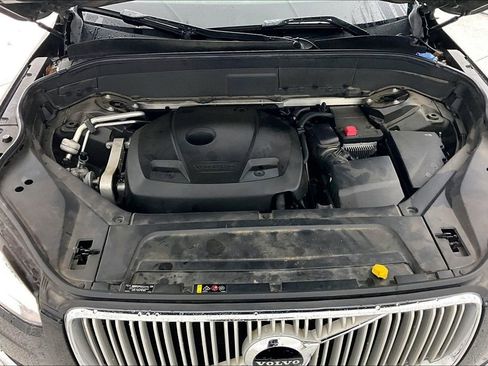 Used 2017 Volvo XC90 T6 Inscription w/ Vision Package image 12