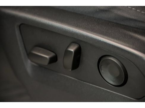 Used 2023 Chevrolet Silverado 1500 RST AWD/4WD image 17