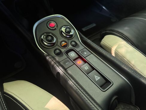 Used 2017 McLaren 570S Coupe image 57