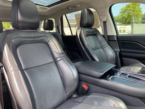Used 2025 Lincoln Aviator Reserve w/ Illumination Package AWD/4WD image 19