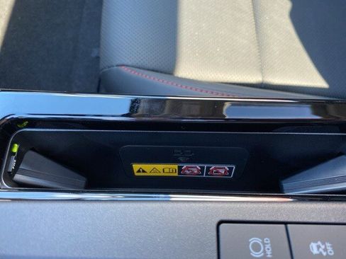 New 2025 Toyota Prius Plug-In Hybrid image 49