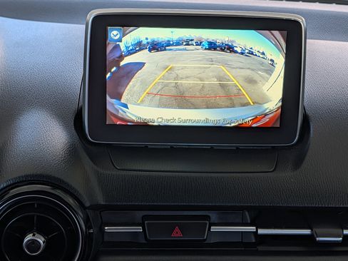 Used 2017 Toyota Yaris iA image 22