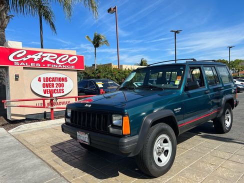 Used 1996 Jeep Cherokee 4WD 4-Door image 4