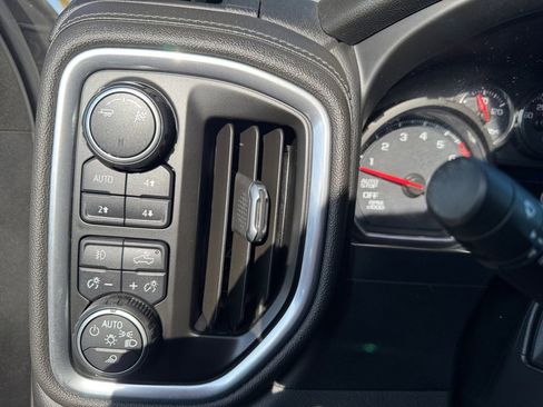 Used 2019 Chevrolet Silverado 1500 LT Trail Boss image 25